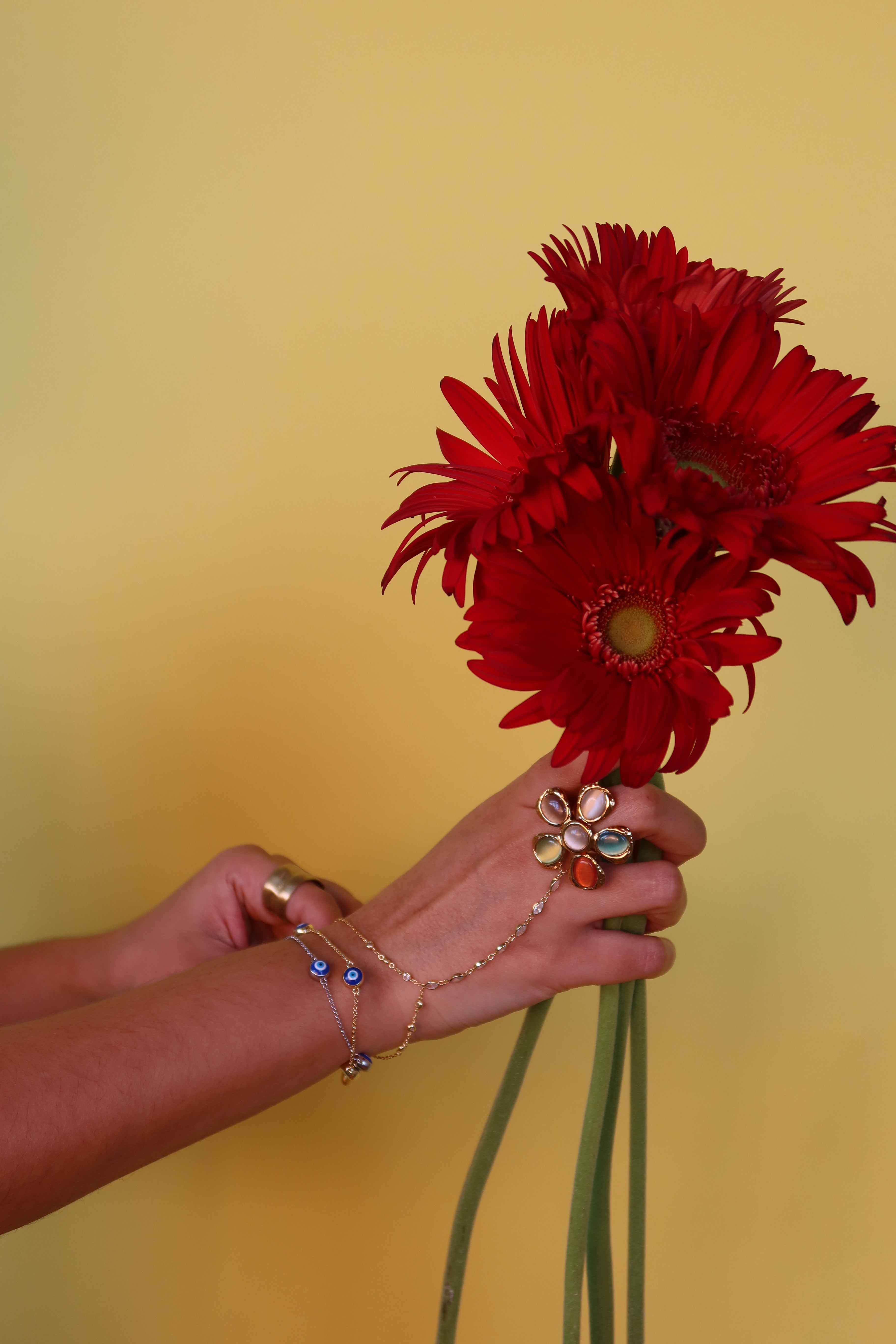 bloomfly ring