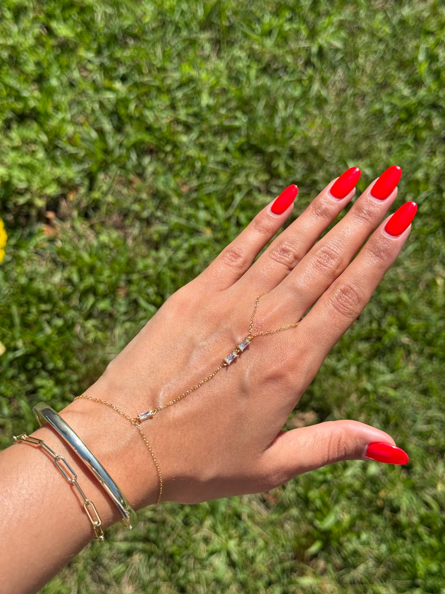 Isa handchain bracelet for wider hands