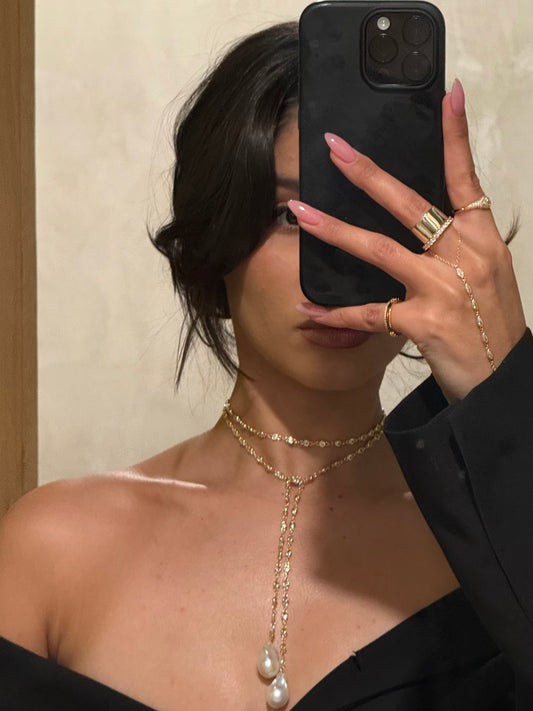 Minerva pearl necklace